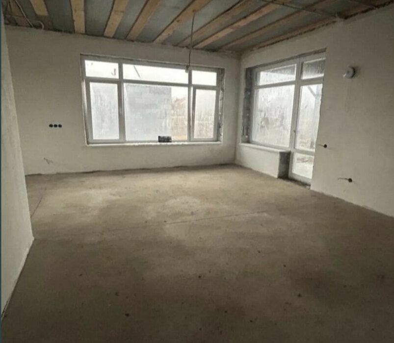 д. Гагарка, ул. Клубная,   (городской округ Заречный) - фото коттеджа (6)