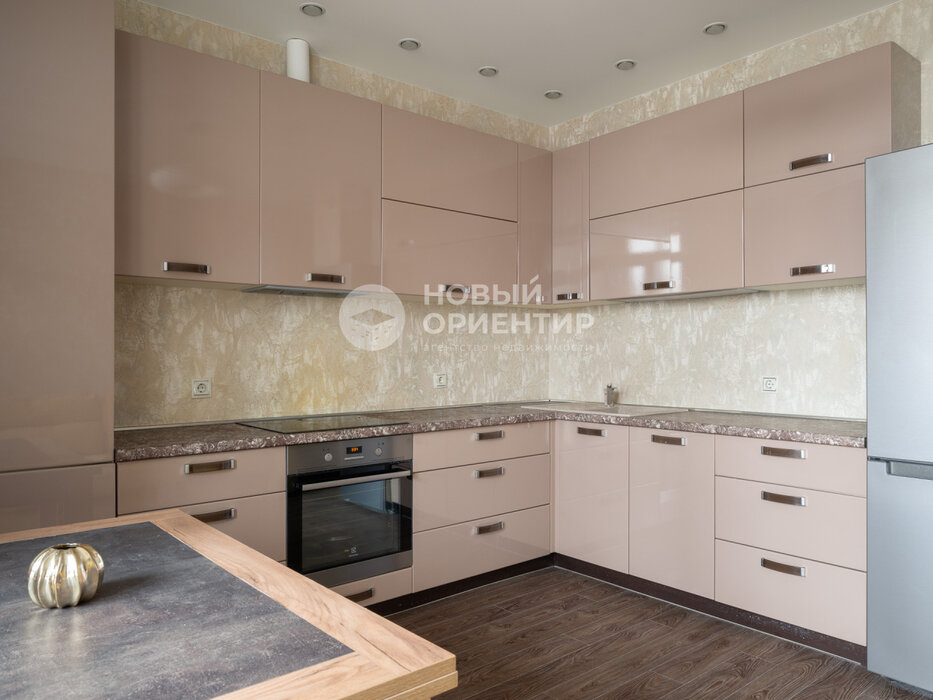 Екатеринбург, ул. Мельникова, 27 (ВИЗ) - фото квартиры (1)