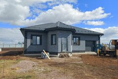 поселок городского типа Мартюш, ул. Клеверная, 1 (городской округ Каменский) - фото дома