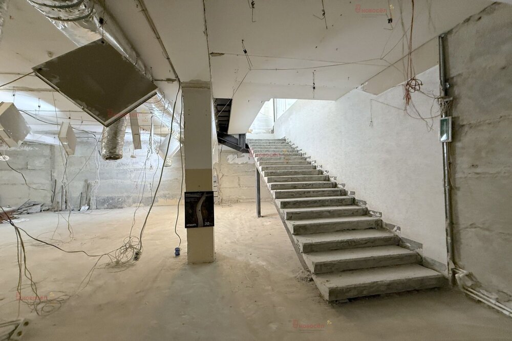 Екатеринбург, ул. Антона Валека, 12 (Центр) - фото офисного помещения (6)