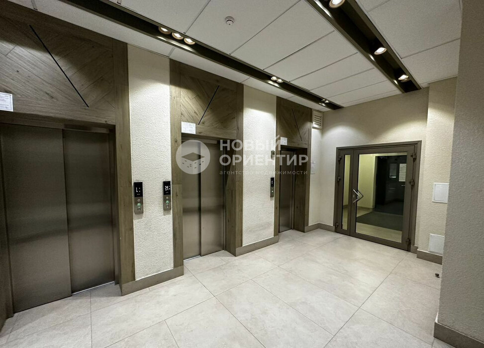 Екатеринбург, ул. Азина, 25 (Центр) - фото квартиры (8)