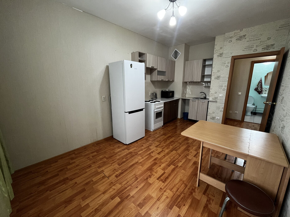 Екатеринбург, ул. Краснолесья, 145 (Академический) - фото квартиры (2)