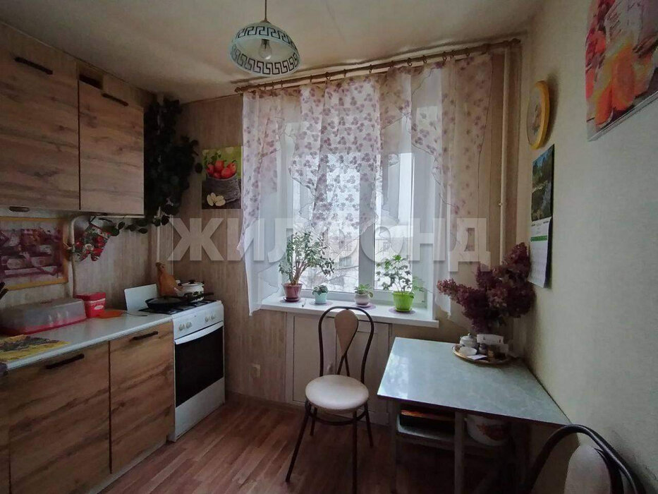 г. Нижний Тагил, ул. Черных, 38 (городской округ Нижний Тагил) - фото квартиры (4)