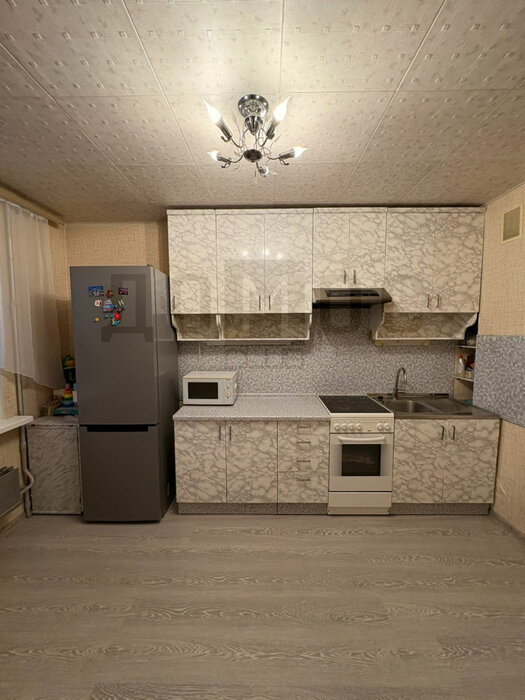 Екатеринбург, ул. Сиреневый, 18 (ЖБИ) - фото квартиры (7)