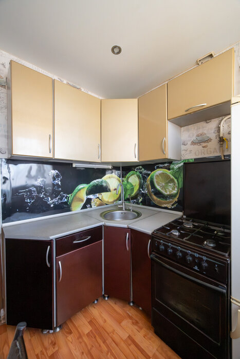 Екатеринбург, ул. Братская, 18 (Вторчермет) - фото квартиры (8)