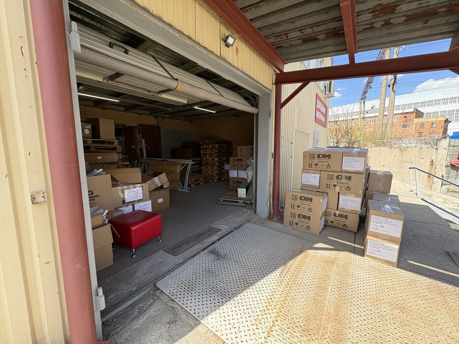 Екатеринбург, ул. Данилы Зверева, 31Е (Пионерский) - фото склада (7)