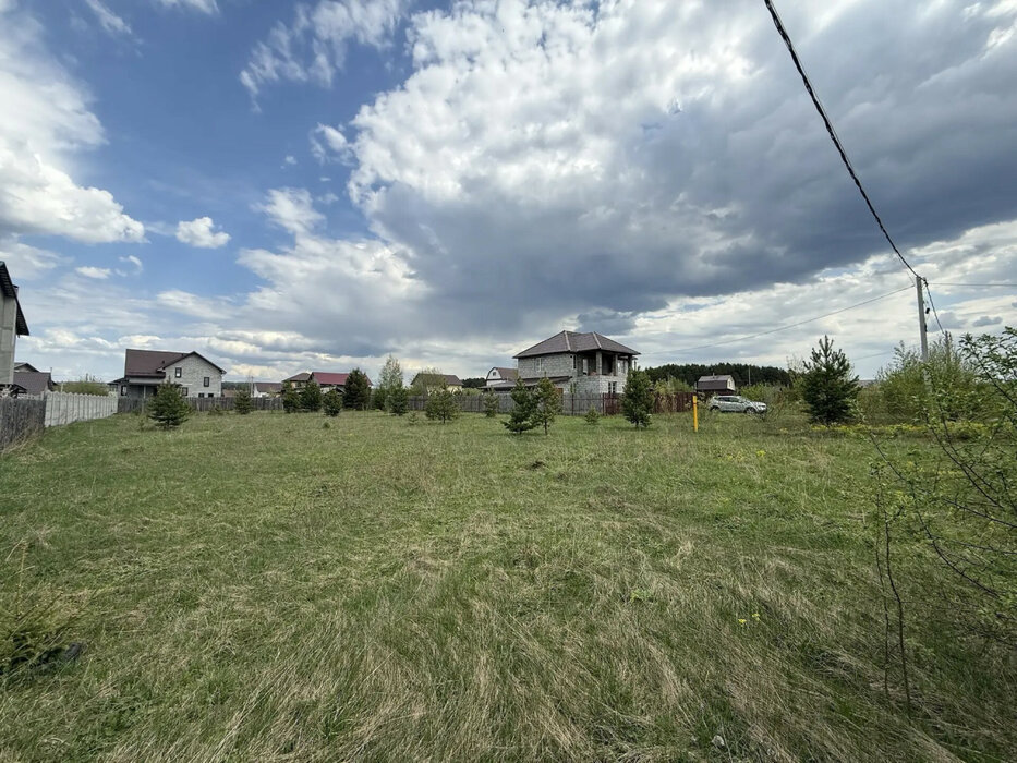 п. Зональный, ул. Свердловская область, Пригородный район, в, 0,6-1 км на север от п. Зональный, улица Лиственная (городской округ Горноуральский) - фото земельного участка (1)