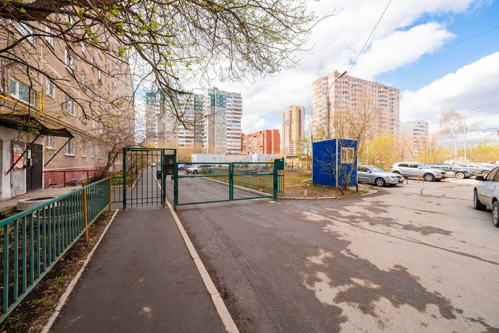 Екатеринбург, ул. Боровая, 23 (Пионерский) - фото квартиры (2)