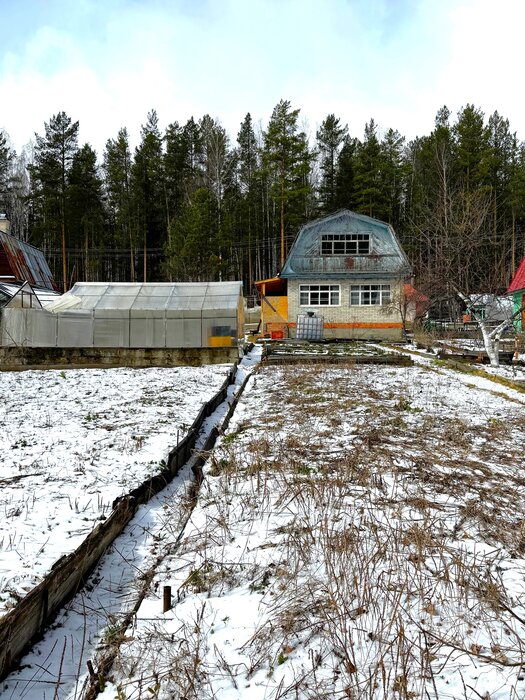 п. Мурзинка (г.о. Новоуральский), СНТ Строитель-2 (городской округ Новоуральский) - фото сада (2)