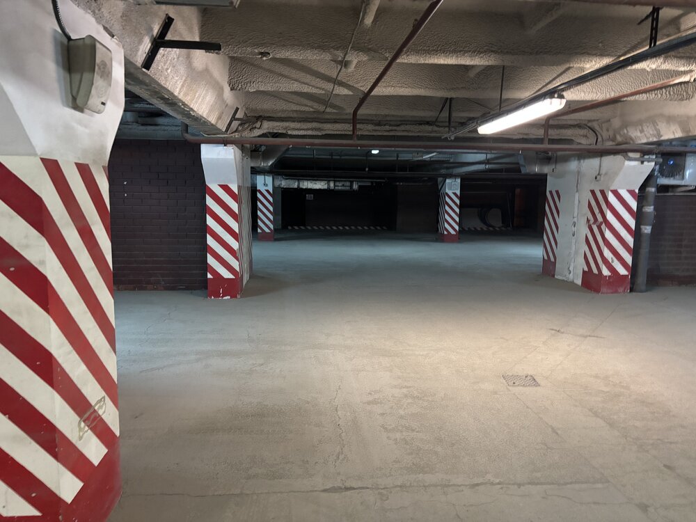 Екатеринбург, ул. Либкнехта , 22 (Центр) - фото гаража (4)