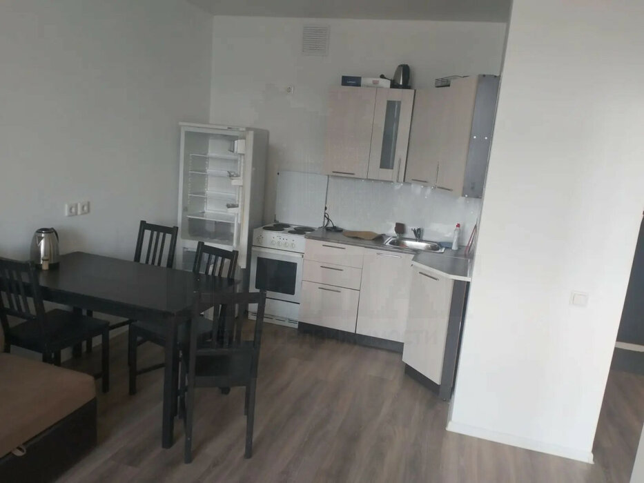 Екатеринбург, ул. Новгородцевой, 15 (ЖБИ) - фото квартиры (1)