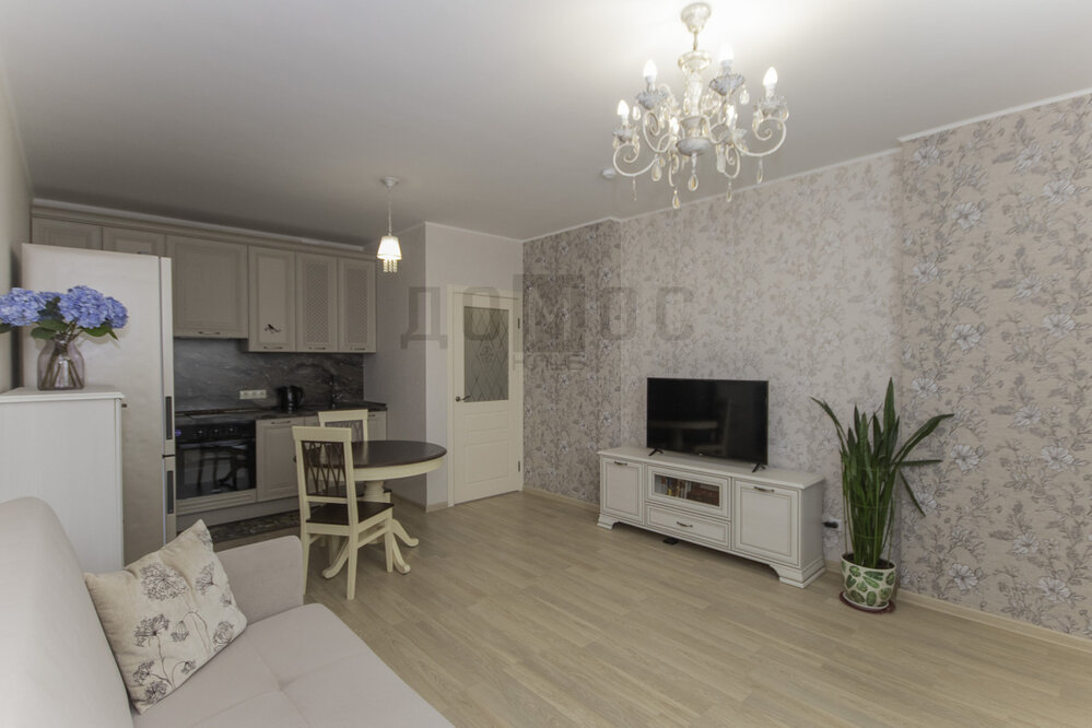 Екатеринбург, ул. Краснолесья, 54 (УНЦ) - фото квартиры (1)