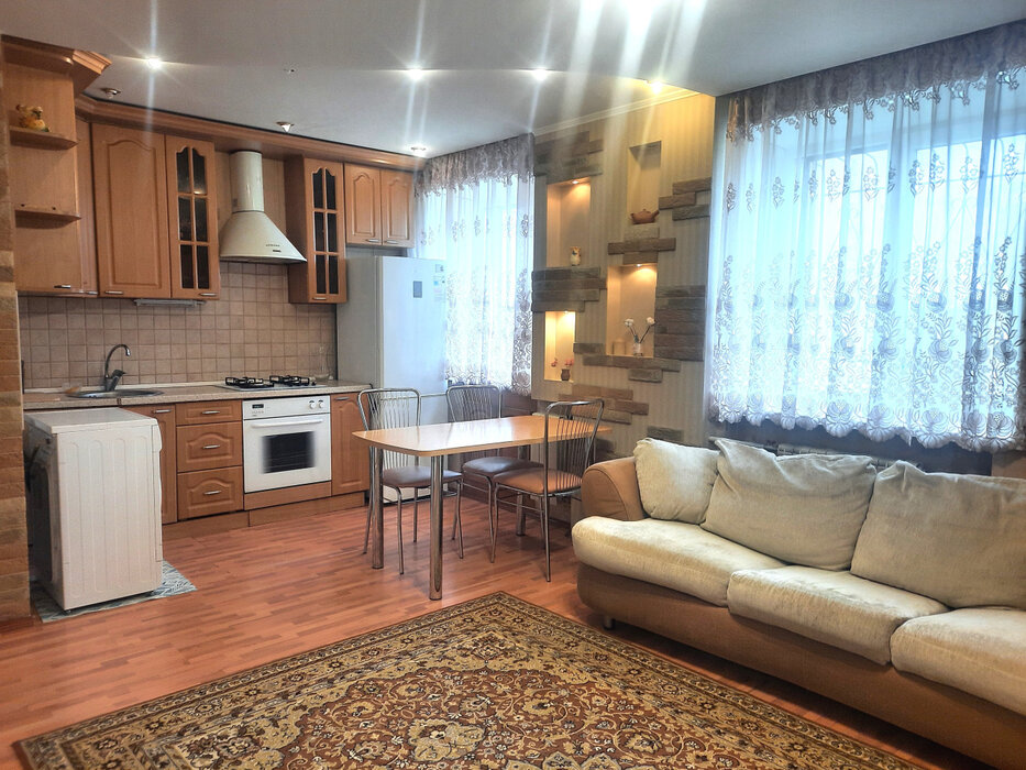 Екатеринбург, ул. Электриков, 23 (Эльмаш) - фото квартиры (1)