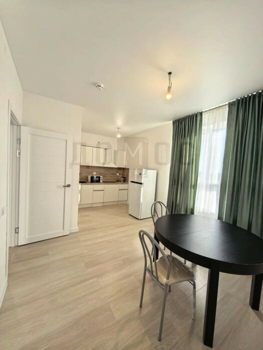 Екатеринбург, ул. Ландау, 35а/2 (Академический) - фото квартиры (1)