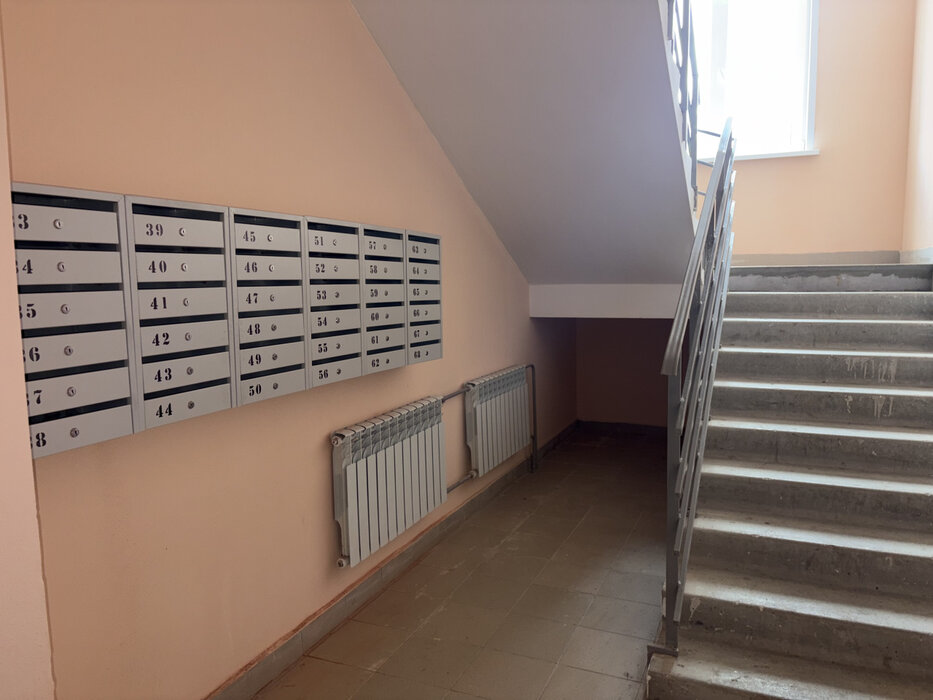 поселок городского типа Белоярский, ул. Отрадная, 16 корп.4 (городской округ Белоярский) - фото квартиры (2)