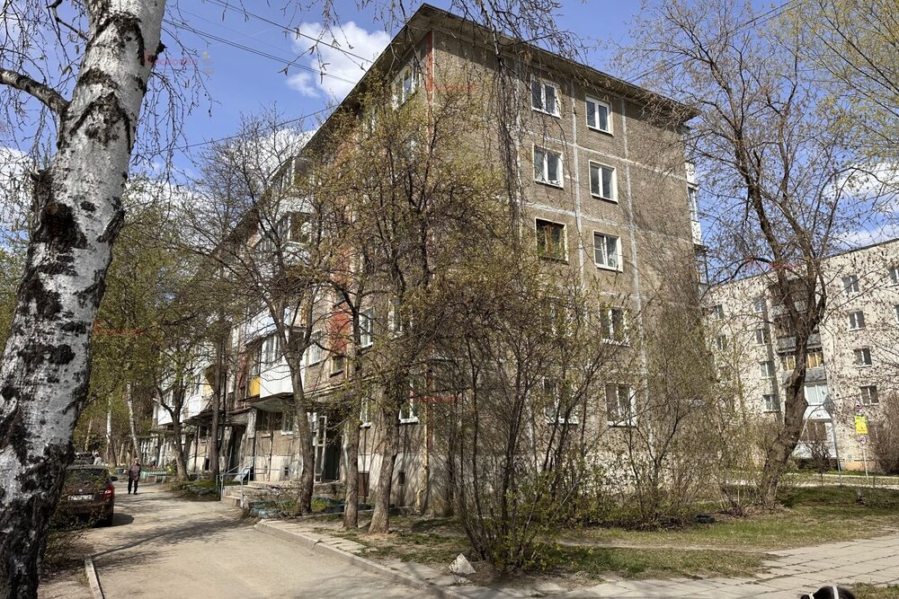 г. Березовский, ул. Толбухина, 15 (городской округ Березовский) - фото квартиры (2)