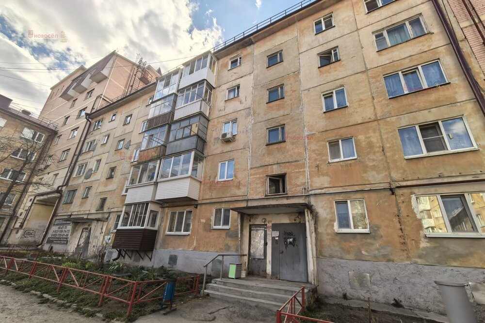 г. Первоуральск, ул. Ватутина, 66 (городской округ Первоуральск) - фото квартиры (14)