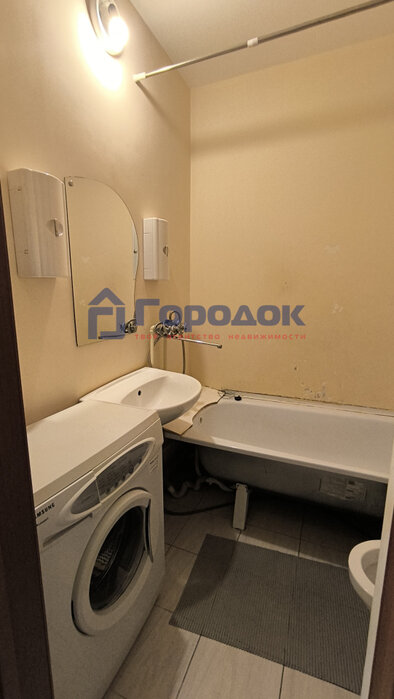 г. Каменск-Уральский, ул. Суворова, 20 (городской округ Каменский) - фото квартиры (14)