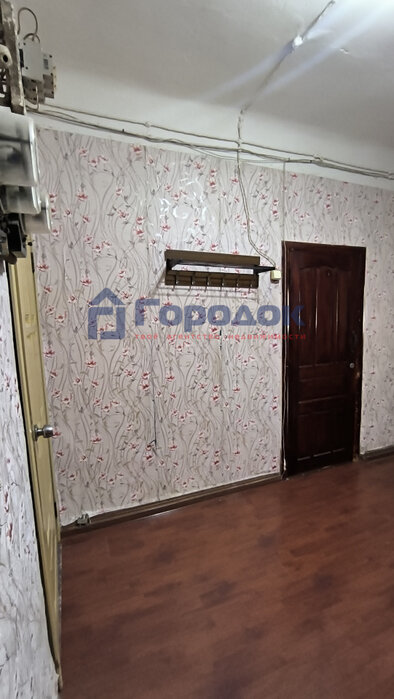 г. Каменск-Уральский, ул. Строителей, 38 (городской округ Каменский) - фото комнаты (14)