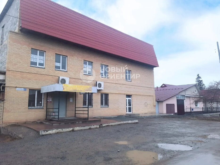 г. Богданович, городской округ Богданович, Тюменское направление, 94км., ул.Чкалова, 21А (Выберите район) - фото торговой площади (5)