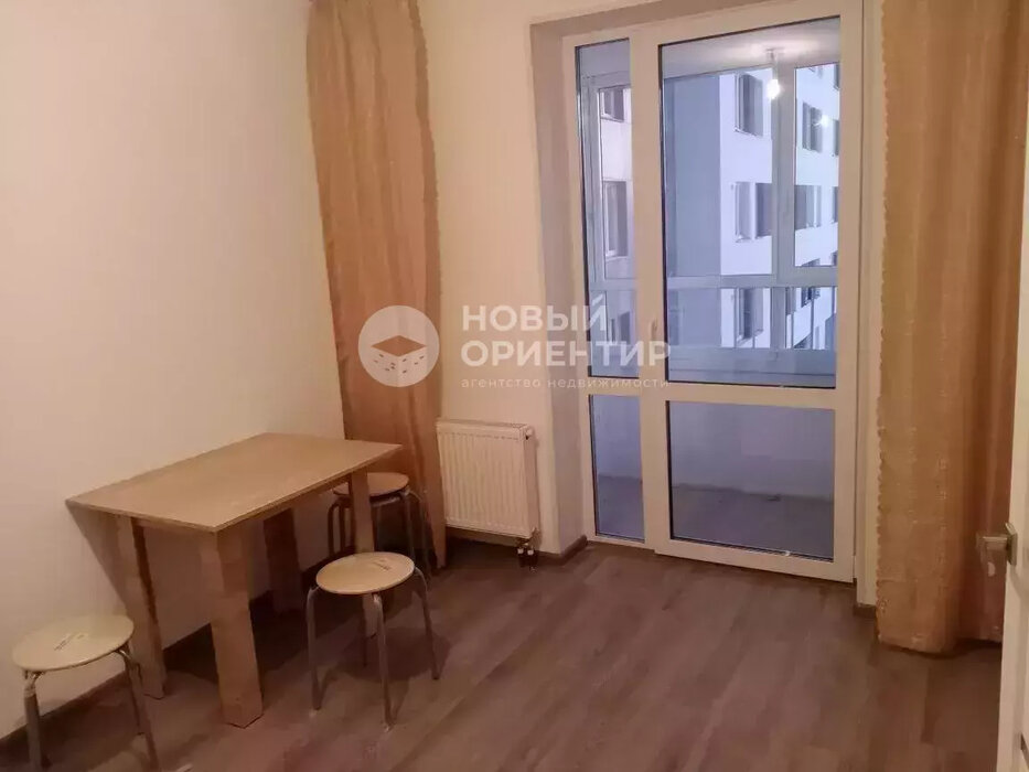 Екатеринбург, ул. Ландау, 49 (Академический) - фото квартиры (1)