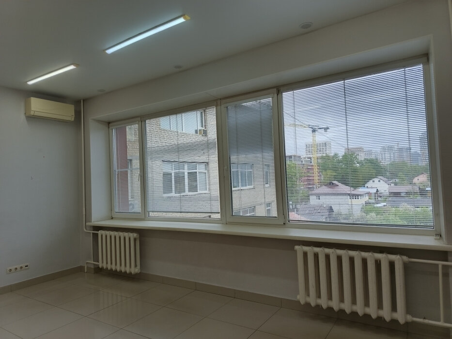 Екатеринбург, ул. Шаумяна, 73а (Юго-Западный) - фото офисного помещения (4)