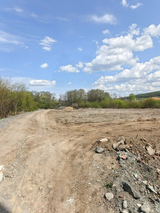 г. Первоуральск, ул. Щербакова (городской округ Первоуральск) - фото земельного участка (2)
