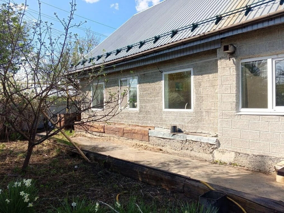 г. Асбест, ул. имени Н.М. Аввакумова, 13 (городской округ Асбестовский) - фото дома (2)