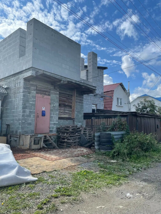 г. Нижний Тагил, ул. Добролюбова, 17 (городской округ Нижний Тагил) - фото коттеджа/дома/дачи (4)