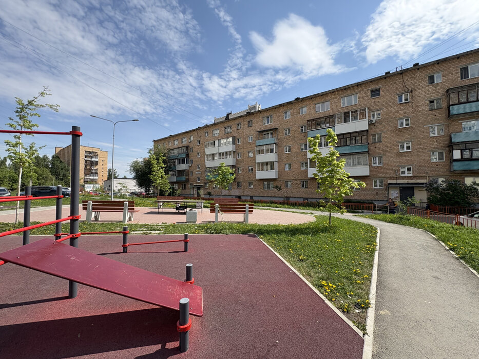 Екатеринбург, ул. Коллективный, 15 - фото квартиры (4)