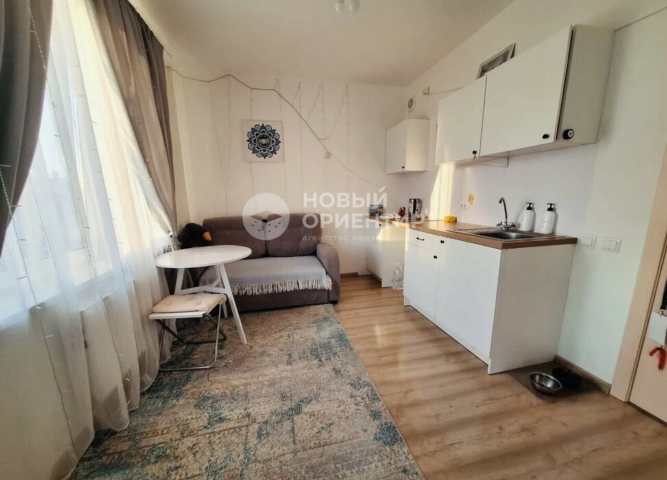 Екатеринбург, ул. Академика Парина, 38/8 (Академический) - фото квартиры (8)