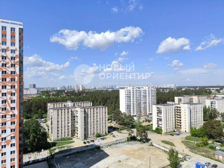 Екатеринбург, ул. 2-я Новосибирская, 12 - фото квартиры (10)