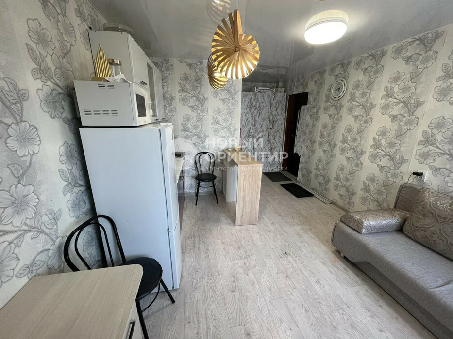 Екатеринбург, ул. Гурзуфская, 18 (Юго-Западный) - фото квартиры (2)