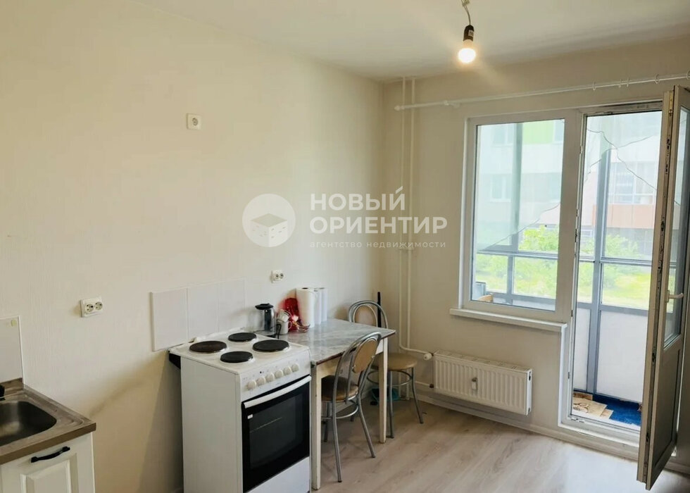 Екатеринбург, ул. Широкореченская, 49 (Широкая речка) - фото квартиры (8)