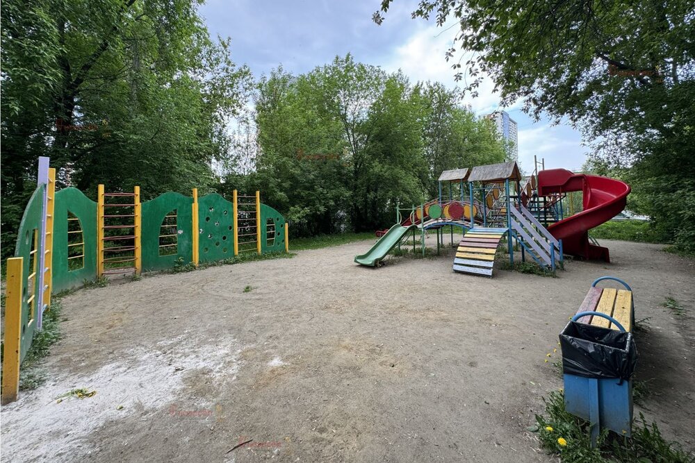 Екатеринбург, ул. Азина, 23 (Центр) - фото квартиры (4)