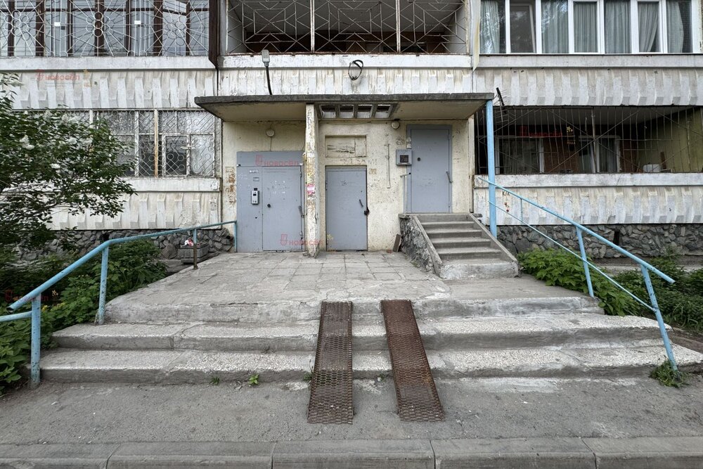 Екатеринбург, ул. Азина, 23 (Центр) - фото квартиры (6)
