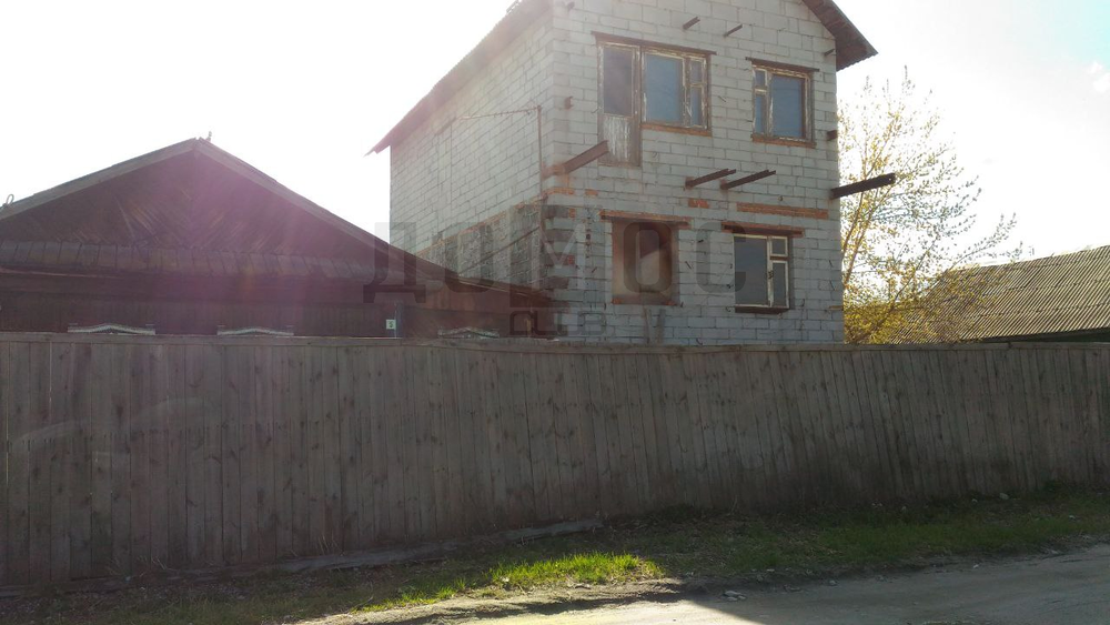 г. Верхняя Пышма, ул. Охотников, 5 (городской округ Верхняя Пышма) - фото дома (4)