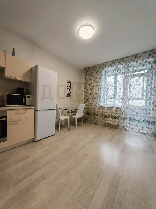 Екатеринбург, ул. Евгения Савкова, 8 (Широкая речка) - фото квартиры (3)