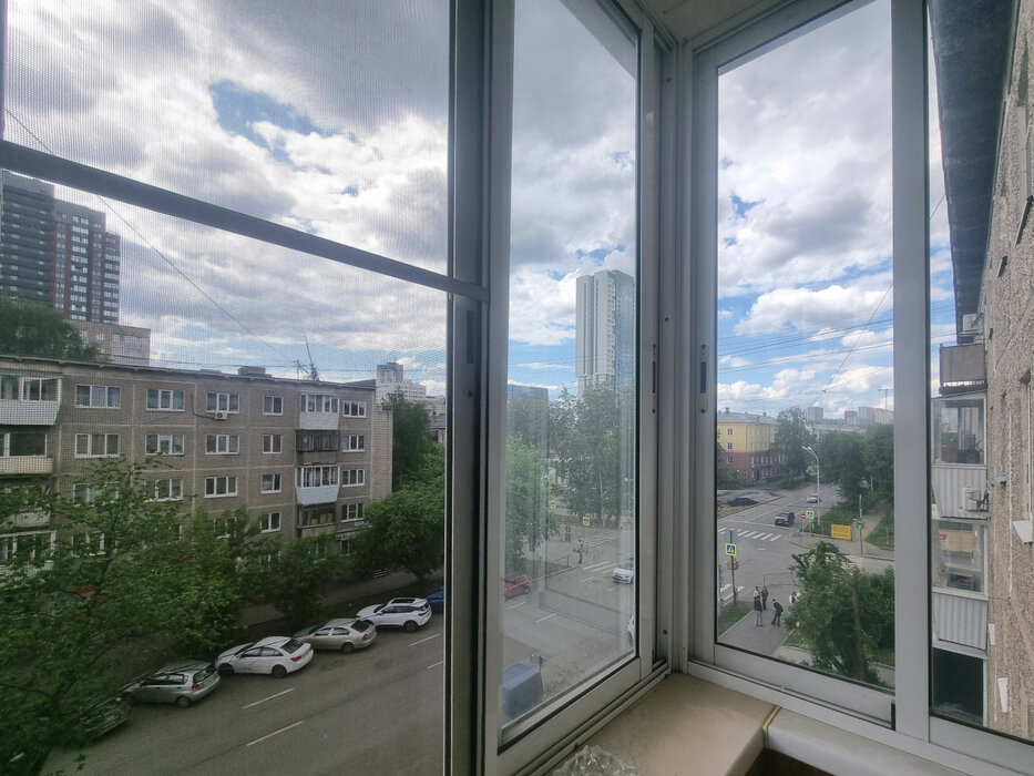 Екатеринбург, ул. Мамина-Сибиряка, 23 (Центр) - фото квартиры (1)