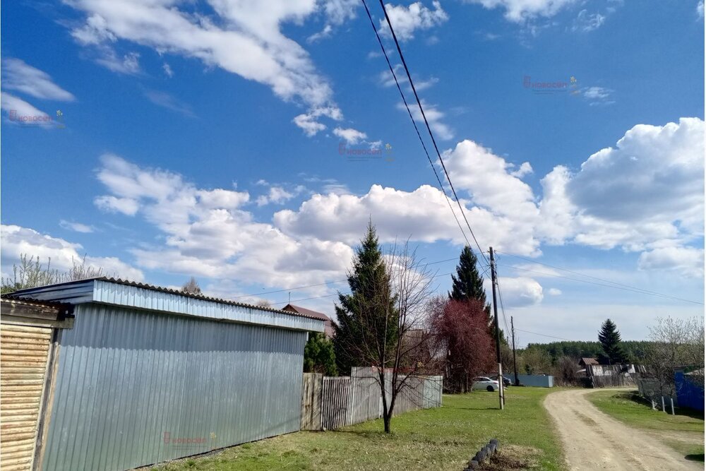 п. Лосиный, ул. Трудовая, 9 (городской округ Березовский) - фото дома (4)