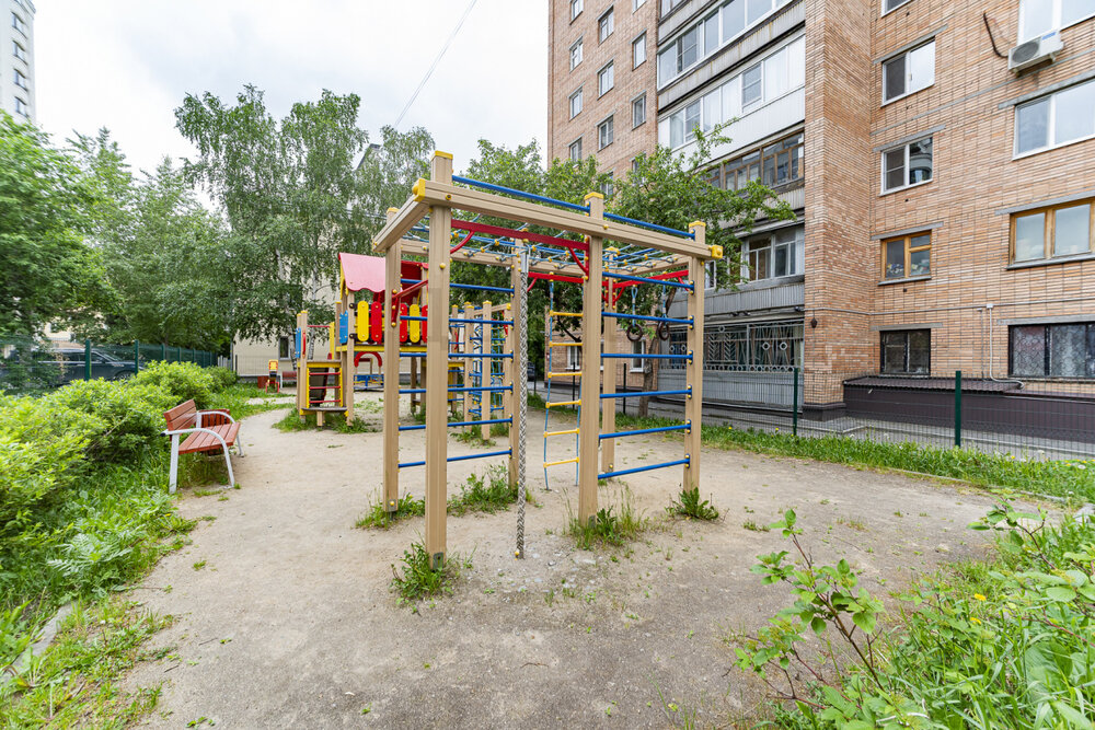 Екатеринбург, ул. Некрасова, 12 (Вокзальный) - фото квартиры (2)