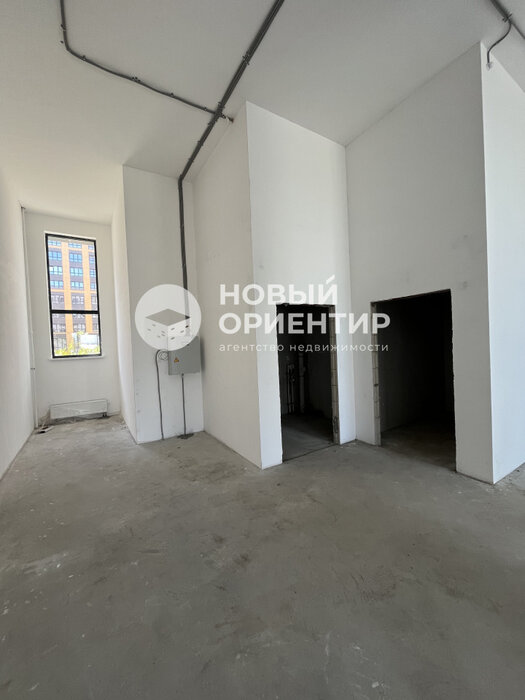 Екатеринбург, ул. Золотистый, 19 (Солнечный) - фото торгового помещения (13)
