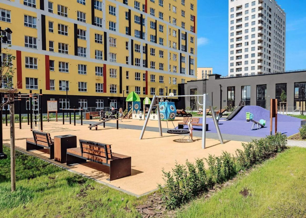 Екатеринбург, ул. Ландау, 35а/2 (Академический) - фото квартиры (1)