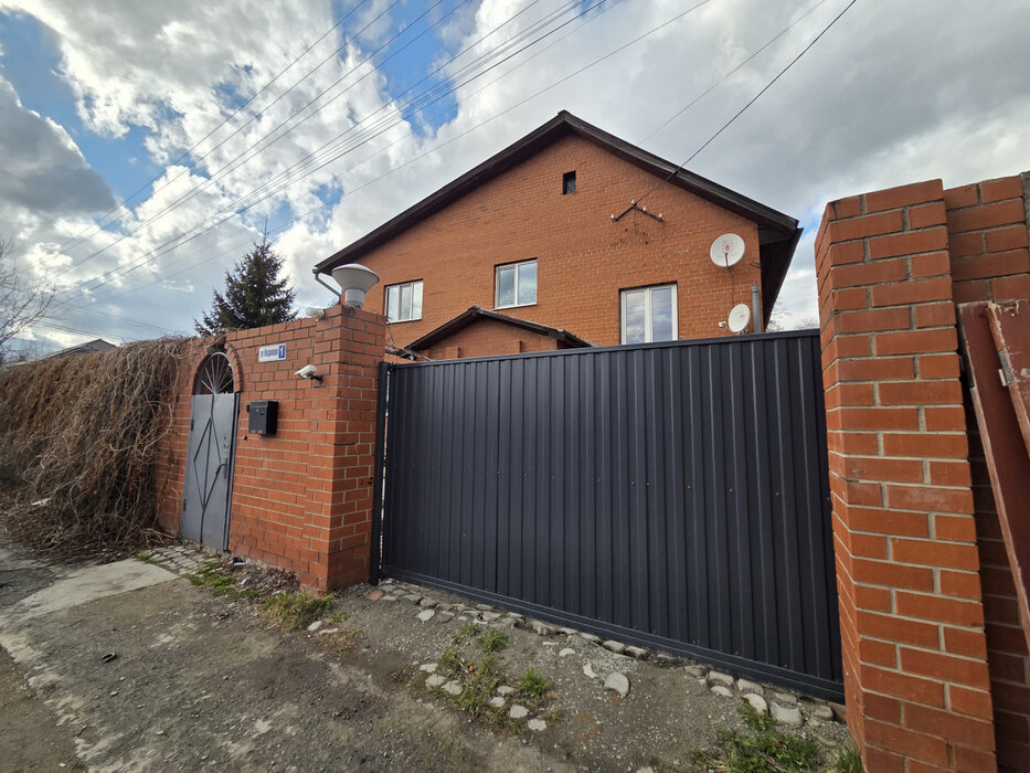 г. Березовский, ул. Кедровая, 1 (городской округ Березовский) - фото коттеджа (1)