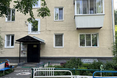Екатеринбург, ул. Кировградская, 81 (Уралмаш) - фото квартиры