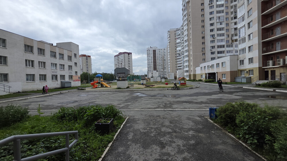 Екатеринбург, ул. Краснолесья, 30 (УНЦ) - фото квартиры (10)