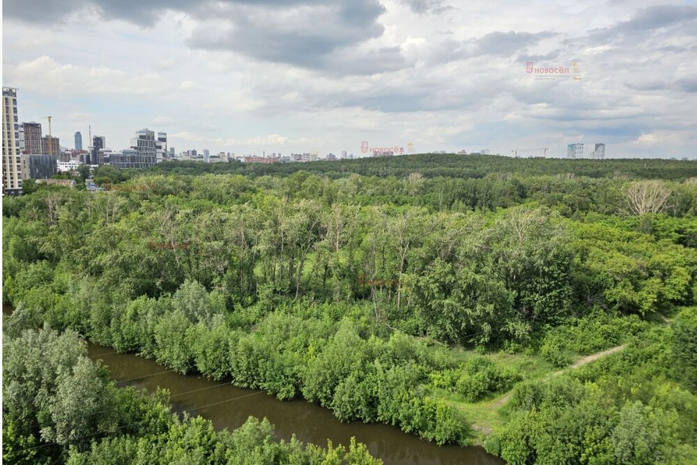 Екатеринбург, ул. Хуторская, 1/6 (Автовокзал) - фото квартиры (11)