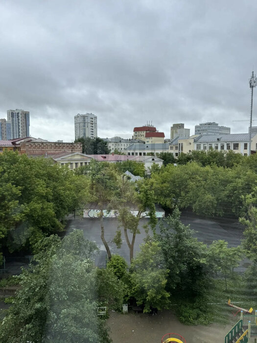 Екатеринбург, ул. Испанских Рабочих, 35 (Центр) - фото квартиры (11)