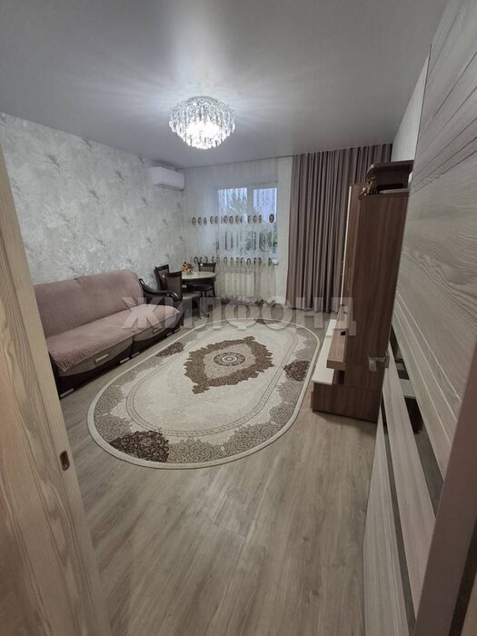 г. Нижний Тагил, ул. Черноисточинское, 26к1 (городской округ Нижний Тагил) - фото квартиры (10)