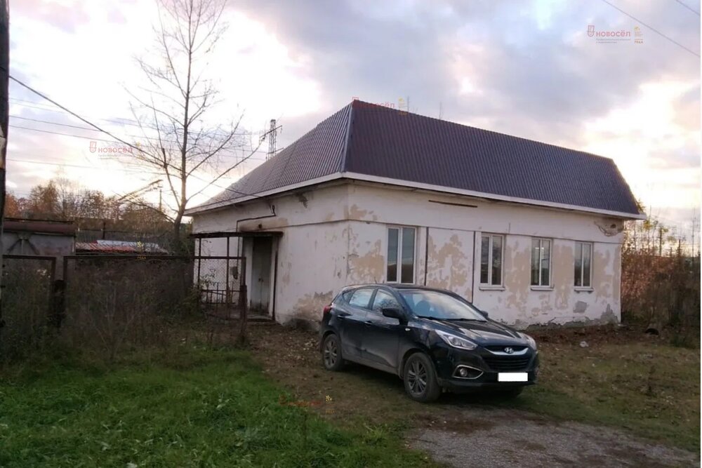 п. Дружинино, ул. Железнодорожников, 11 А (Нижнесергинский район) - фото здания (2)